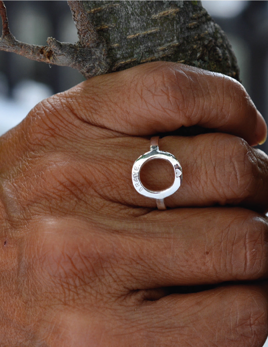 Anillo frase empoderamiento Lara Plata .925