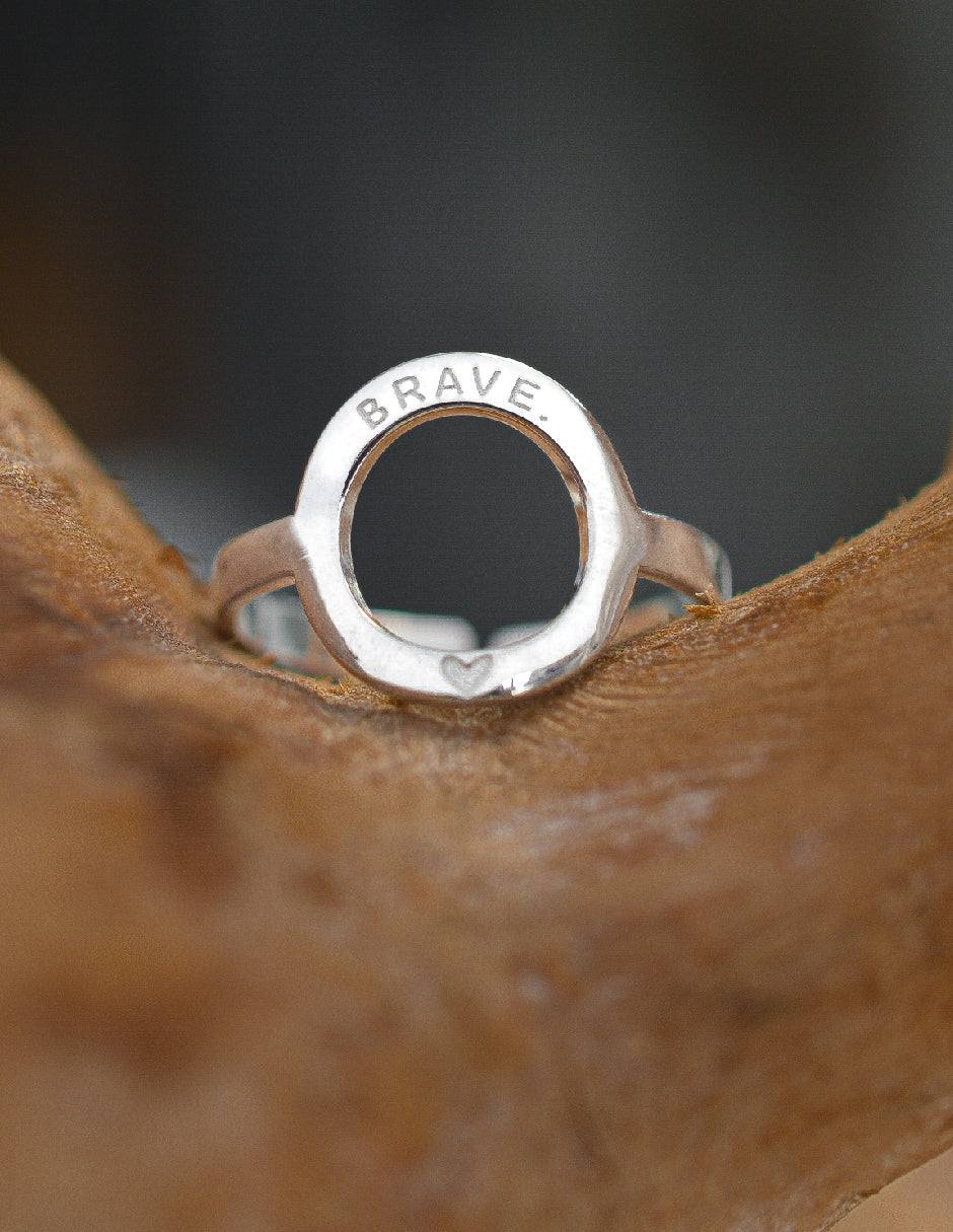 Anillo frase empoderamiento Lara Plata .925