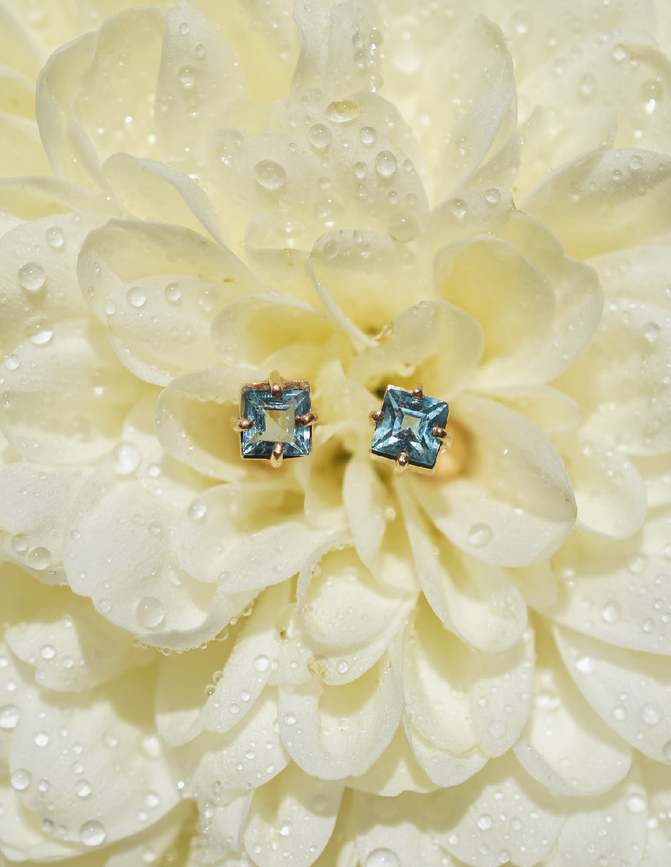 Aretes topacios Atasi en oro de 14 k.