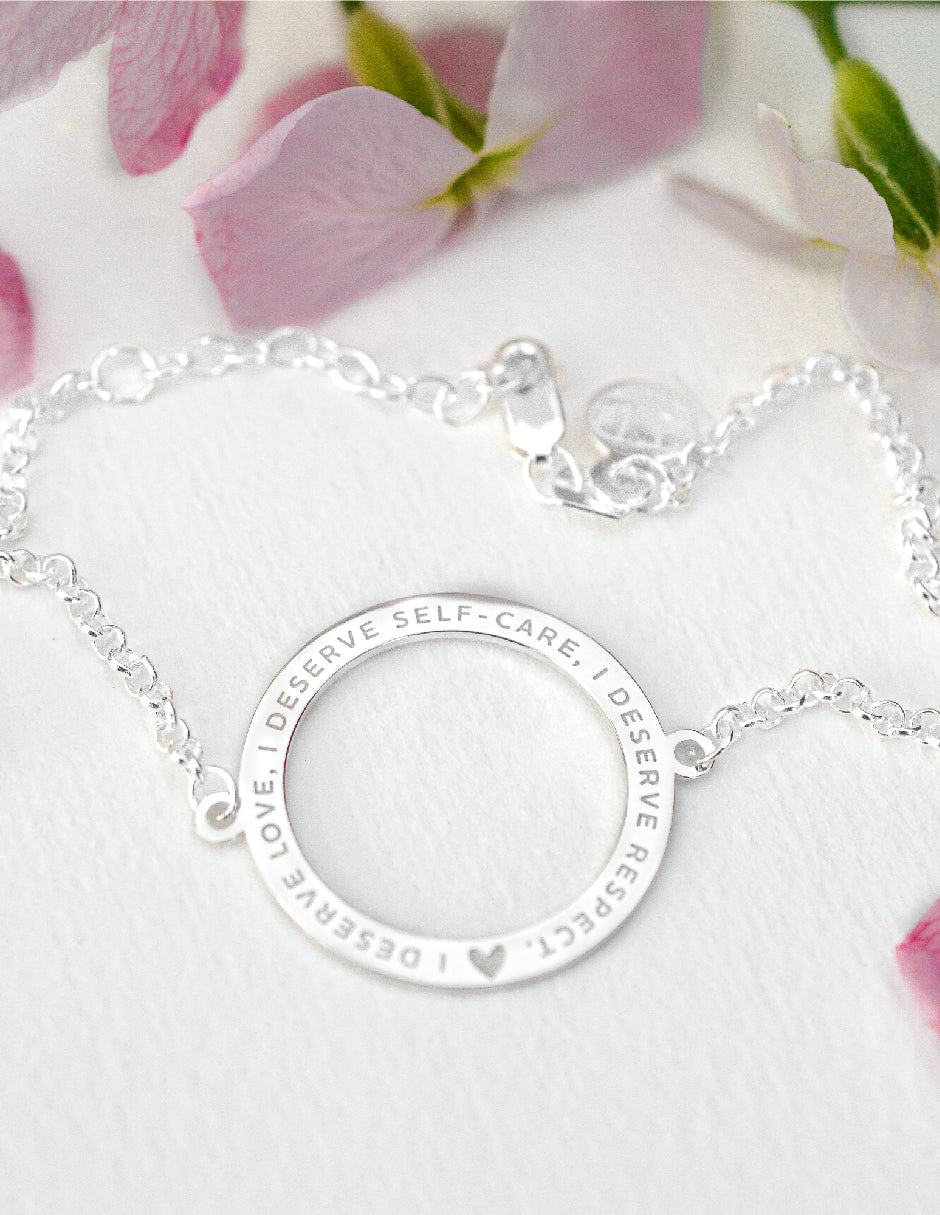 Pulsera frase empoderamiento Lara Plata .925