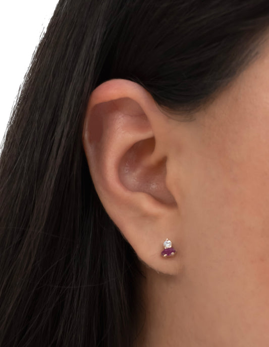 Aretes rubí y cuarzo blanco Adari Oro 14 K.