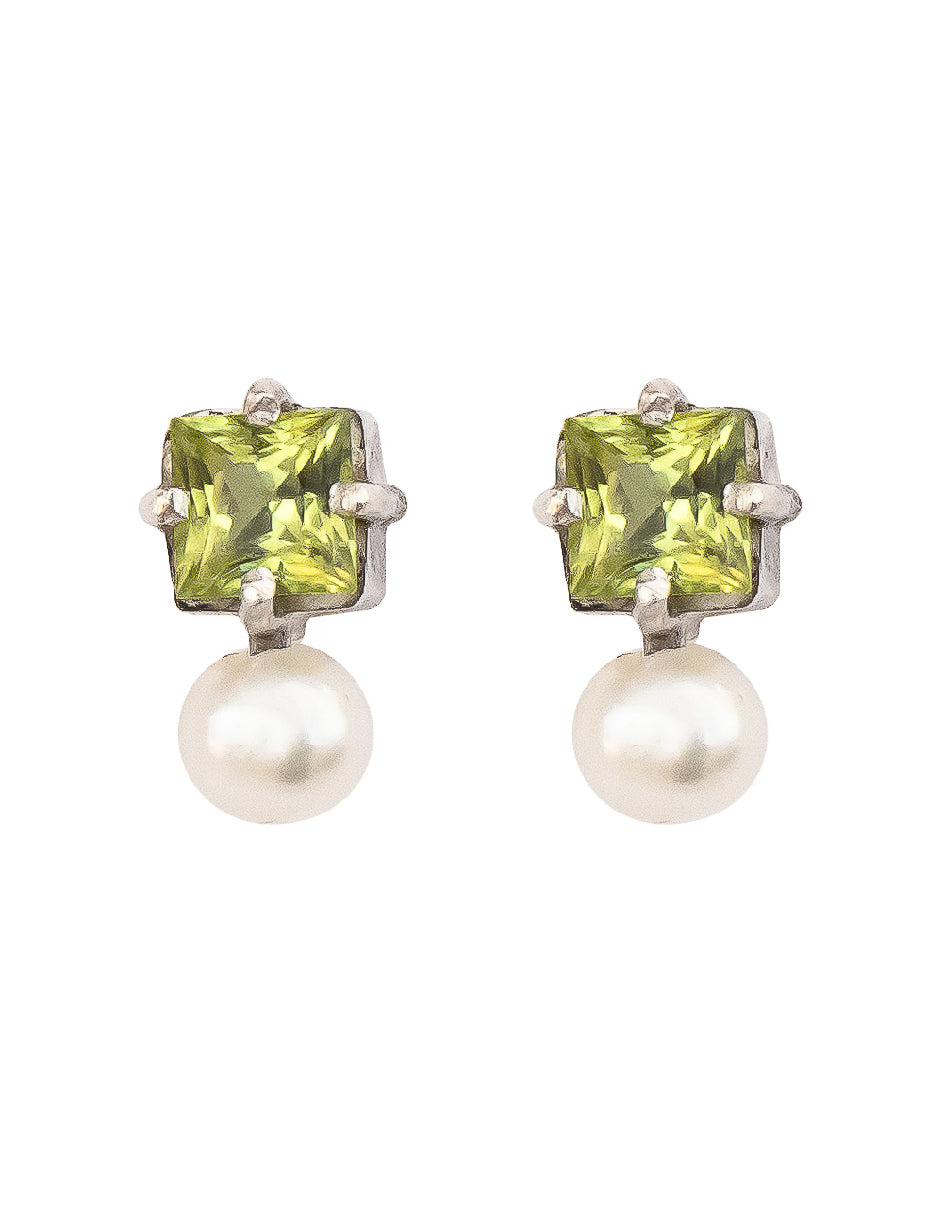 Aretes  peridoto y perla orgánica Perina Plata .925